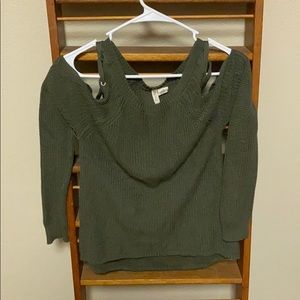 Green shirt